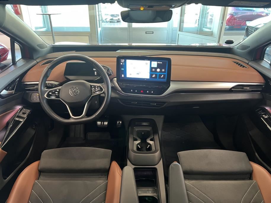 Pro Performance Business 150 kW, akku 77 kWh Suomiauto / Panoramakatto / HUD / Subwoofer
