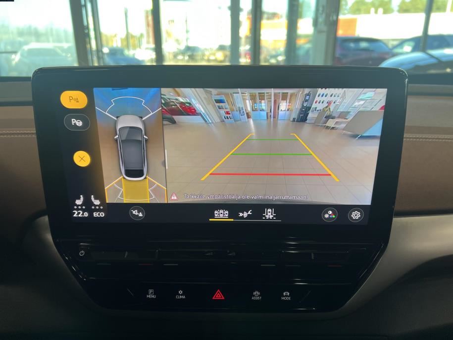 Pro Performance Business 150 kW, akku 77 kWh Suomiauto / Panoramakatto / HUD / Subwoofer