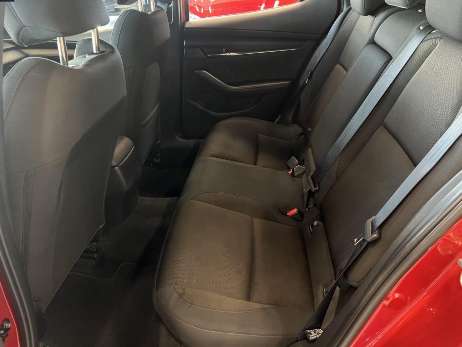Hatchback 2.0 (150hv) M Hybrid e-Skyactiv-G Vision Plus Business AT