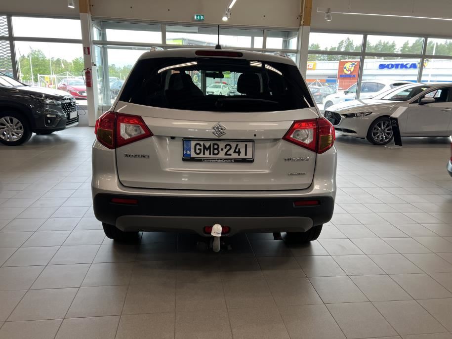 1,4 BOOSTERJET 4WD S 6AT Neliveto / Vetokoukku / Navi