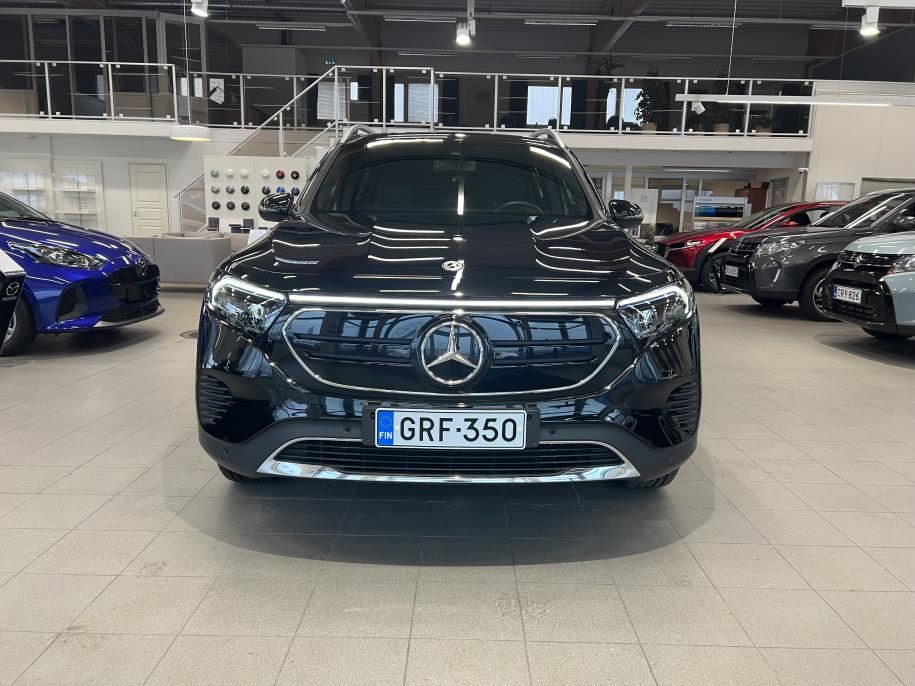 300 4MATIC 2 x Renkaat / Tehdastakuu / Adaptiivinen vak.nop.säädin