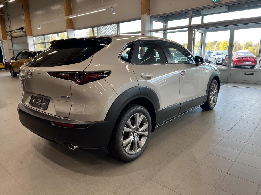 2,5 M Hybrid e-Skyactiv G Centre-line AT 140hv Talvirenkaat 0€ / Lämpöpaketti 0€