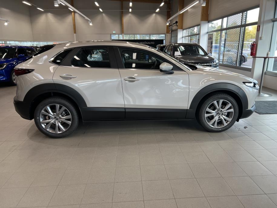 2,5 M Hybrid e-Skyactiv G Centre-line AT 140hv Talvirenkaat 0€ / Lämpöpaketti 0€