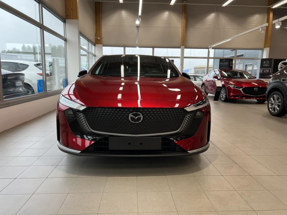 68,8 kWh Takumi (GW9) 6v/120tkm huoltosopimus 0€