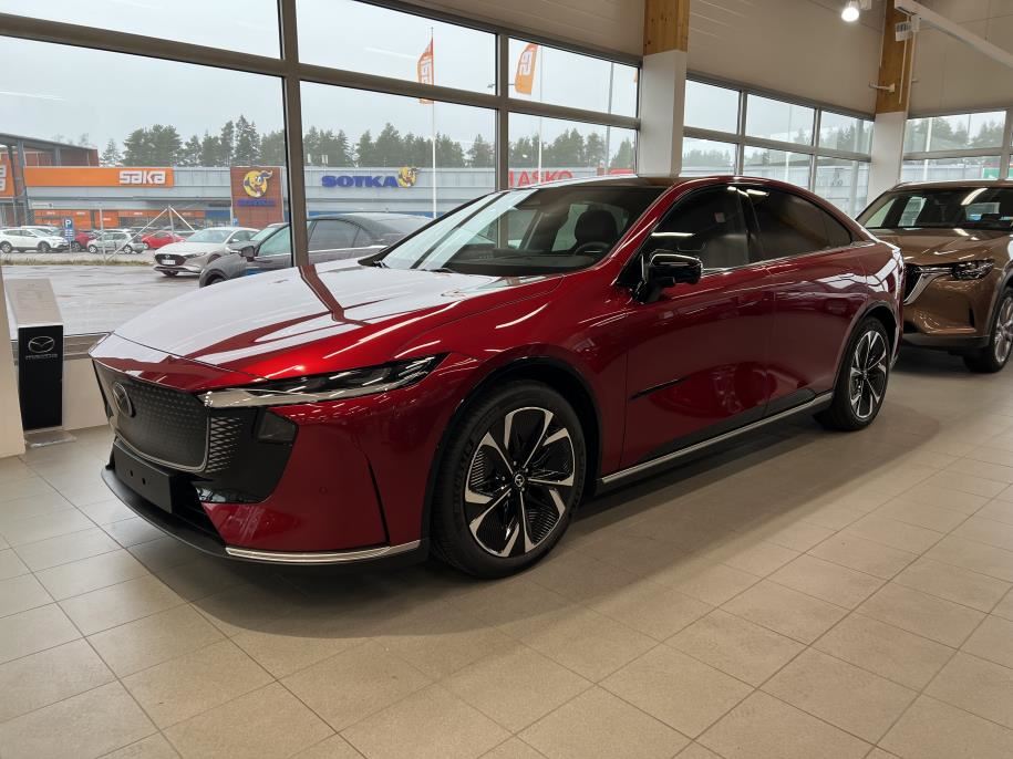 68,8 kWh Takumi (GW9) 6v/120tkm huoltosopimus 0€