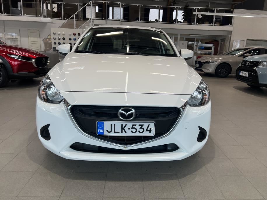 5HB 1,5 (90) SKYACTIV-G Optimum 6AT AM2O Peruutuskamera / Navigointi