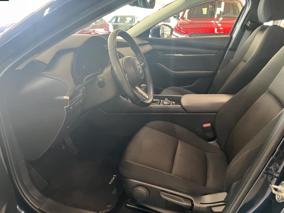 Sedan 2,0 (122 hv) SKYACTIV-G Vision Plus Business AT KL2Y Adaptiivinen vakkari / Navi / HUD