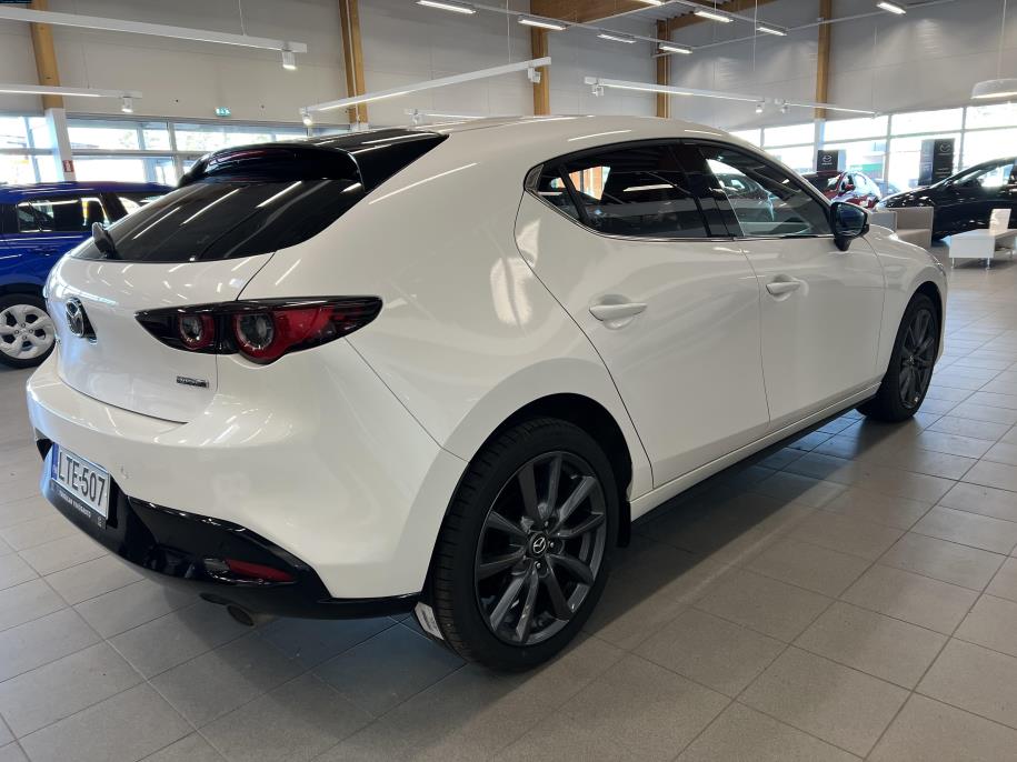 Hatchback 2.5 M Hybrid e-Skyactiv G Takumi AT 140hv Huippuvarusteet!! / Nahkasisusta / Boseaudio