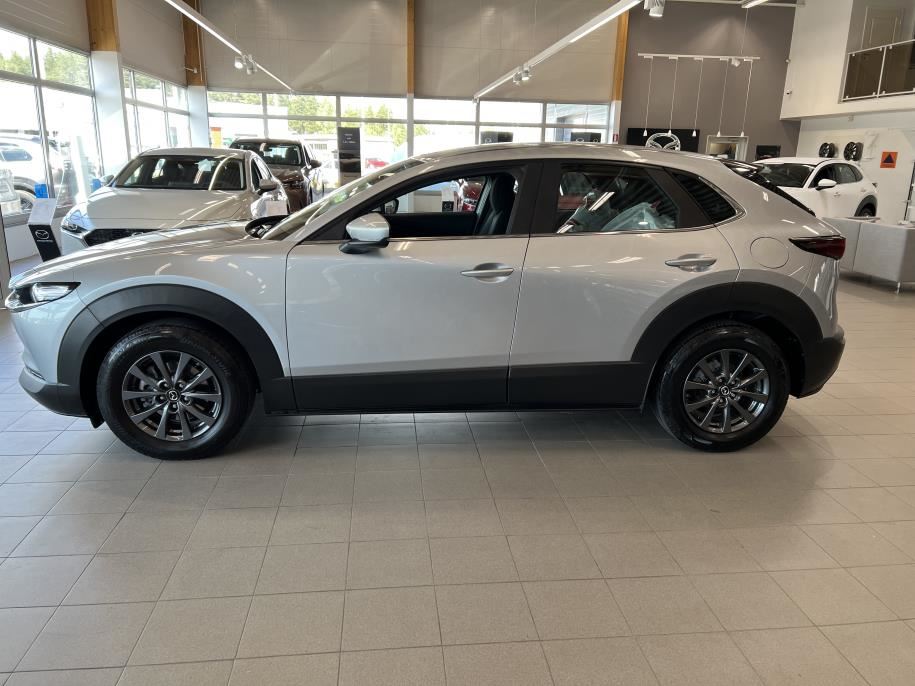 2,0 (150hv) M Hybrid Skyactiv-G Vision MT HUD / Adaptiivinen vakkari / Parkkitutka