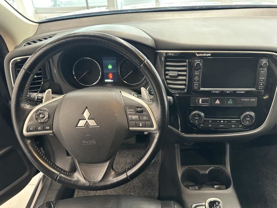Instyle Navi 4WD 5P, Juuri huollettu ja katsastettu