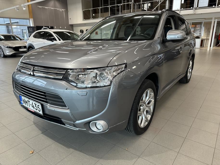 Instyle Navi 4WD 5P, Juuri huollettu ja katsastettu