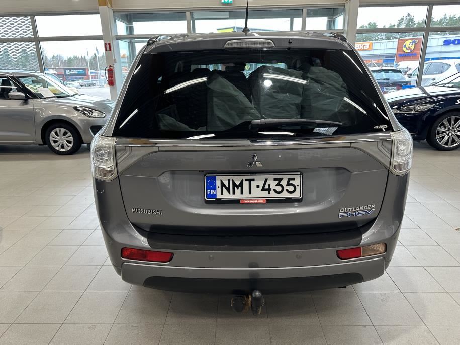 Instyle Navi 4WD 5P, Juuri huollettu ja katsastettu