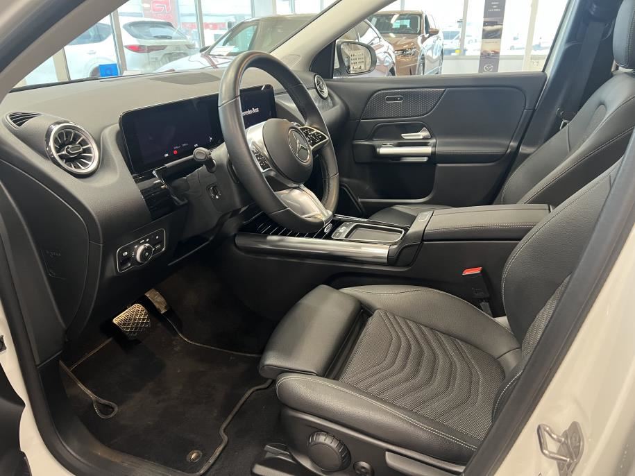 300 4MATIC Facelift / Panoramakatto / 360 kamera