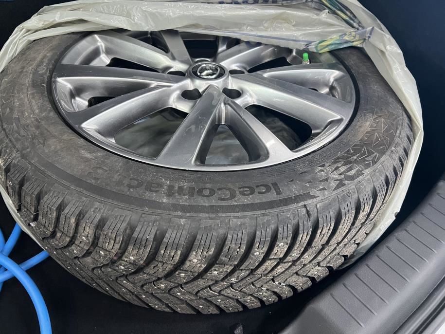 e-Skyactiv R-EV Exclusive-Line Plug-in-Hybrid
