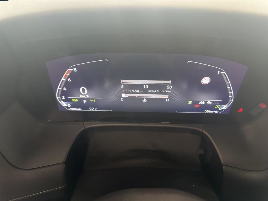 2,5 M Hybrid e-Skyactiv G Centre-line AT, Uusi ajamaton, Tehdastakuu 6 vuotta