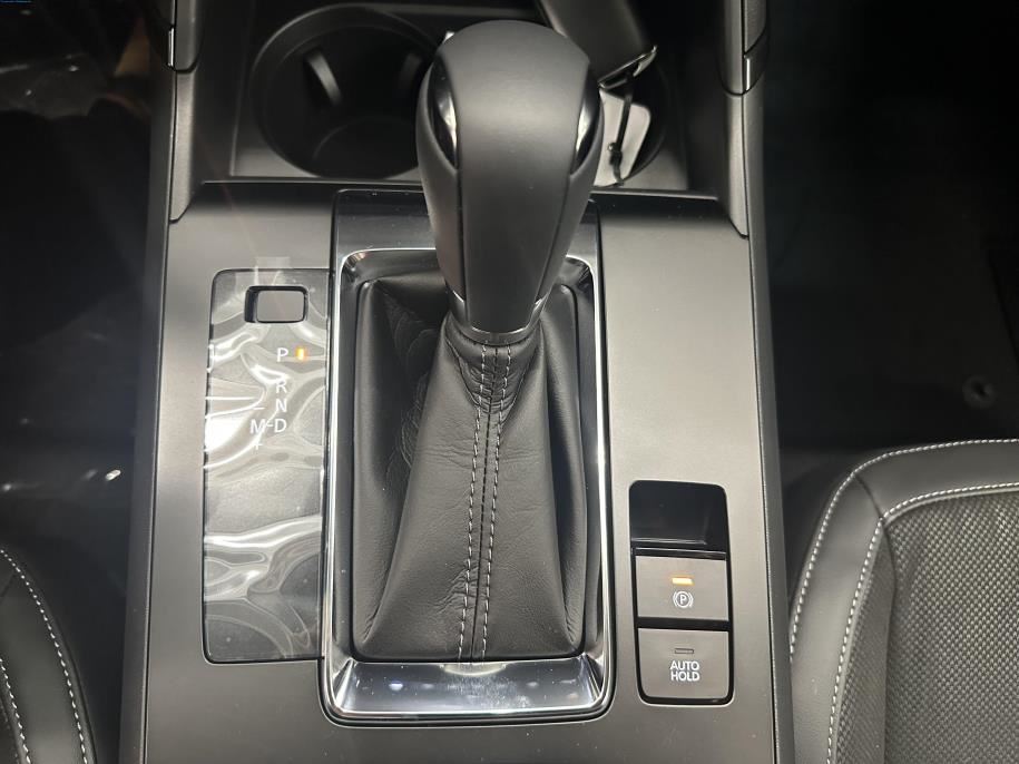 2,5 M Hybrid e-Skyactiv G Centre-line AT, Uusi ajamaton, Tehdastakuu 6 vuotta