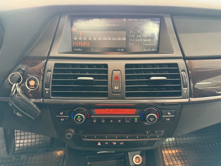 xDrive30d A E70 SAV
