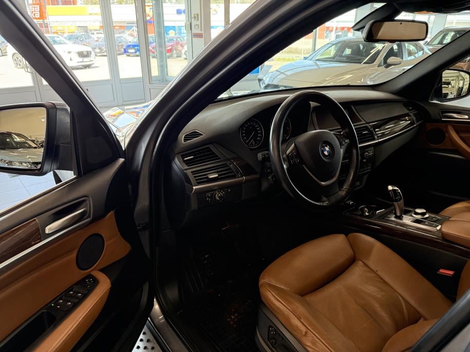 xDrive30d A E70 SAV