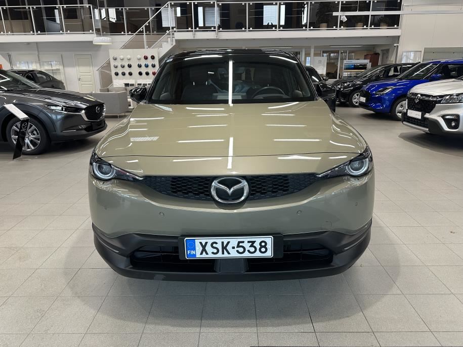 e-Skyactiv R-EV Makoto Industrial Vintage Premium-paketilla Plug-in hybrid sähköinen kan.  jopa 80km