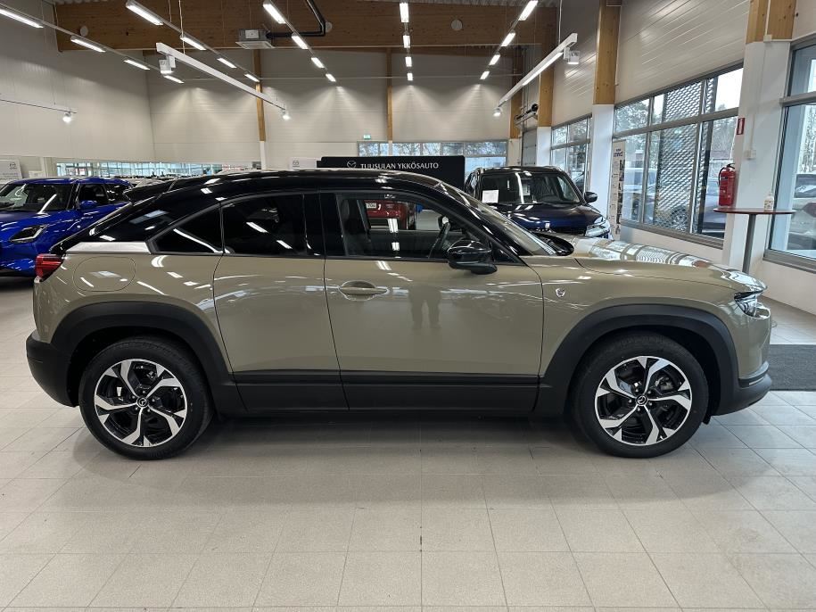 e-Skyactiv R-EV Makoto Industrial Vintage Premium-paketilla Plug-in hybrid sähköinen kan.  jopa 80km