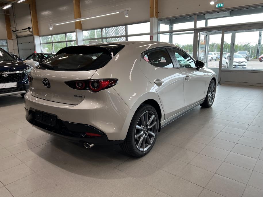Hatchback 2.5 M Hybrid e-Skyactiv G Centre-line AT 140hv Talvirenkaat 0€ / Lämpöpaketti 0€