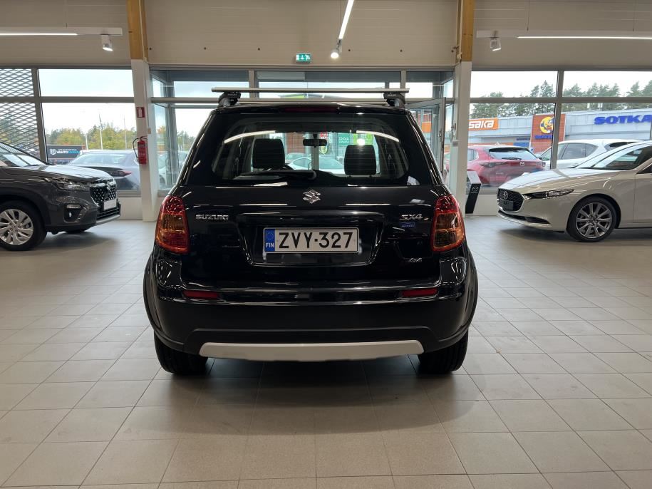 1,6 VVT 4WD X-OVER S-Edition 5D 5MT