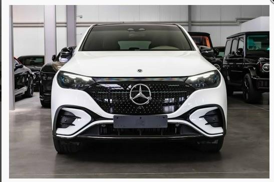 Mercedes-Benz EQE 350 4MATIC SUV AMG Line / Distronic/ Hyperscreen / Burmester / 360-kamera /