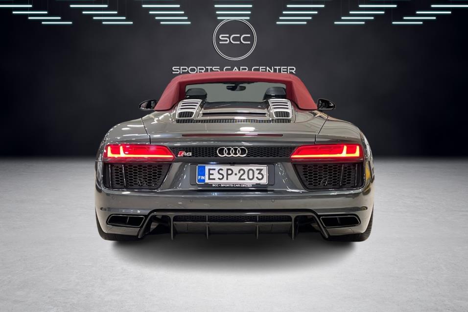 Audi R8 Spyder V10 5,2 quattro S tronic // Keraamiset jarrut / Bang & Olufsen / Laserlight / Carbon optiikka