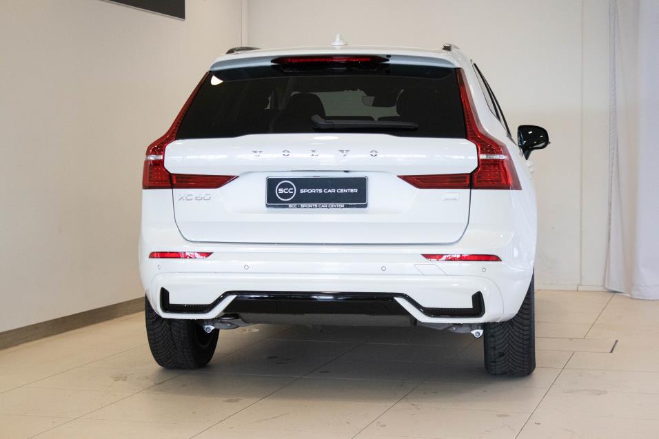 Volvo XC60 T8 AWD Long Range High Performance Plus Dark / Active Cruise / Panorama / VOC / Nahkaverhoilu