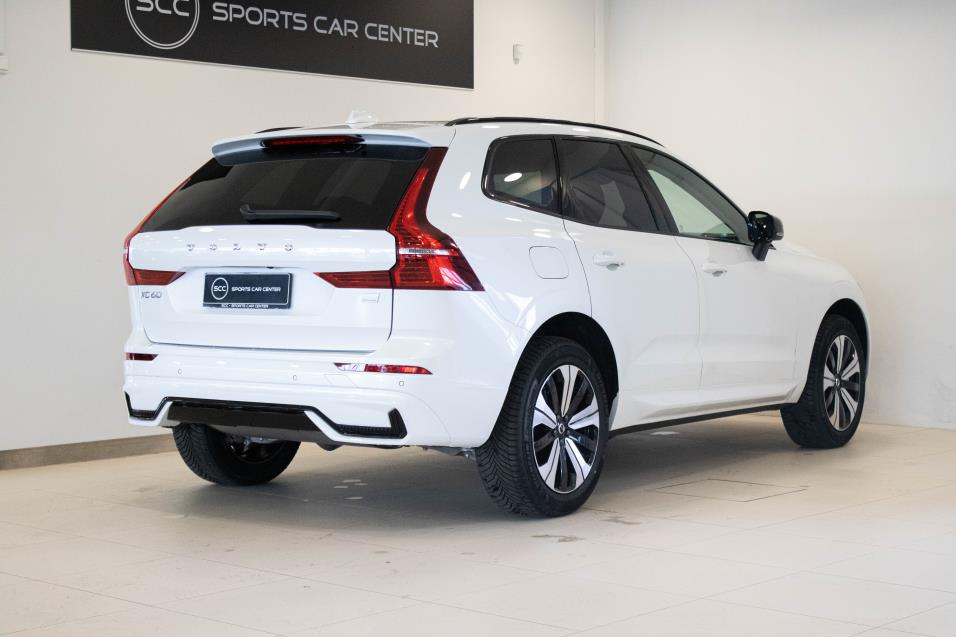 Volvo XC60 T8 AWD Long Range High Performance Plus Dark / Active Cruise / Panorama / VOC / Nahkaverhoilu