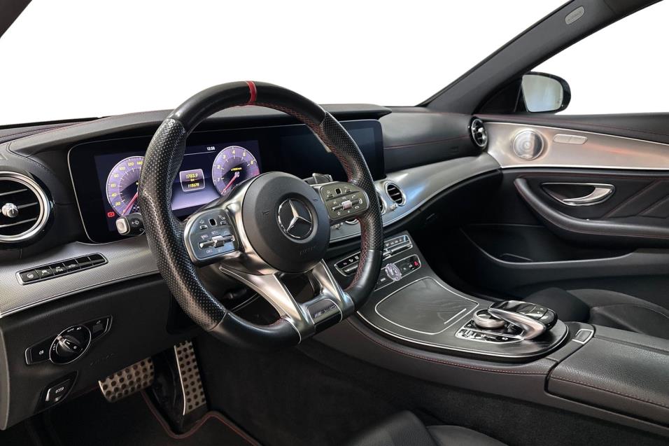 Mercedes-Benz E 53 AMG 4Matic+  / Distronic+ / 360 / Burmester / Airmatic / Panoraama / Multibeam / 2 x renkaat