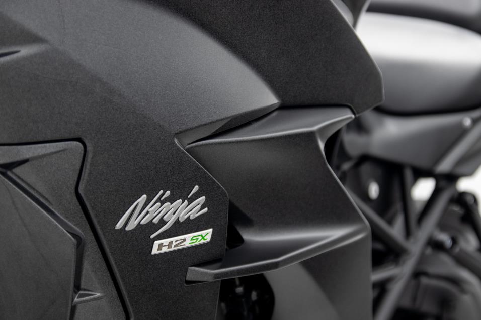 Kawasaki Ninja H2 SX 1 000 cm3, 4-tahti / Vakkari / Quick Shifter / Huoltokirja / Digimittari / 147kW