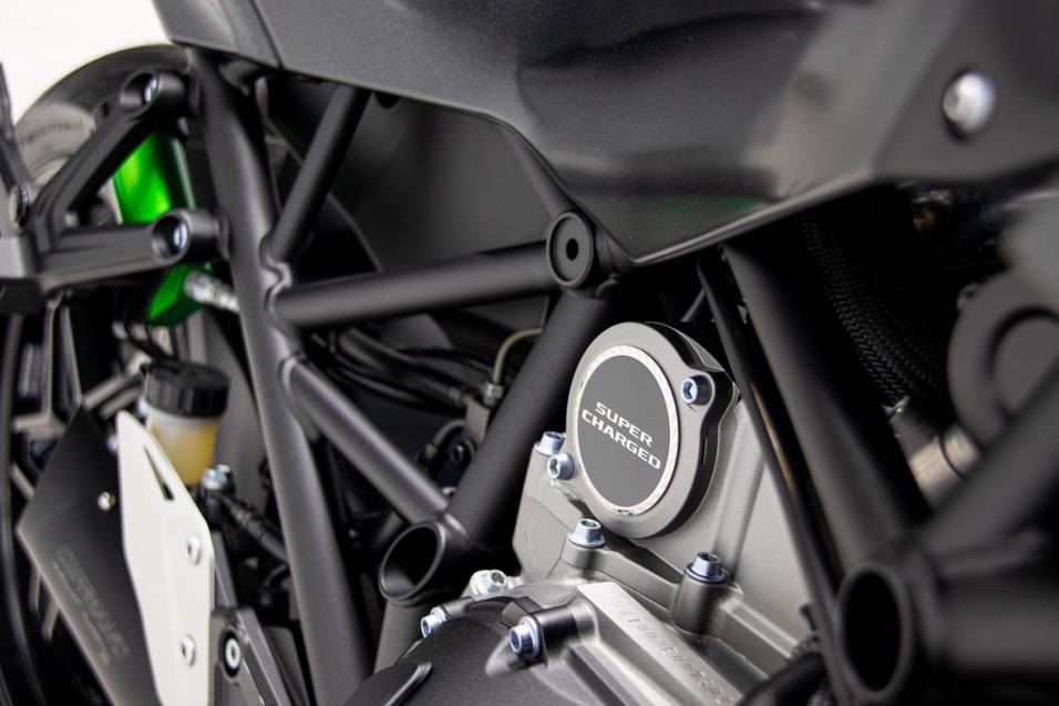 Kawasaki Ninja H2 SX 1 000 cm3, 4-tahti / Vakkari / Quick Shifter / Huoltokirja / Digimittari / 147kW