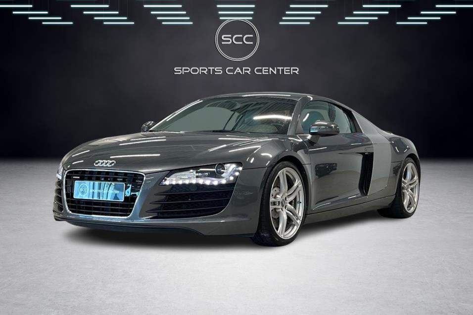 Audi R8 4,2 V8 309 kW quattro R tronic / Audi Magnetic Ride / Navigointi / Xenon / Vakionopeudensäädin