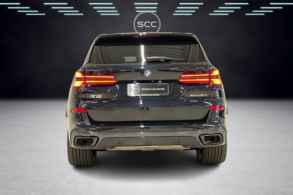 BMW X5 G05 LCI xDrive50e M Sport Pro /  HUD / Active Cruise / Harman Kardon® / 22"+20" /  Vetokoukku / 360°