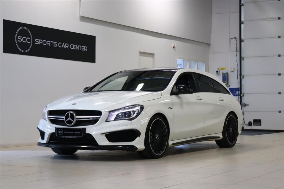 Mercedes-Benz CLA 45 AMG 4Matic A Shooting Brake / AMG Performance putkisto / Panoraam / Night-pakett