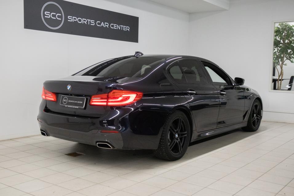 BMW 530 G30 Sedan 530d xDrive M-Sport / Kaamera / Adapt. LED