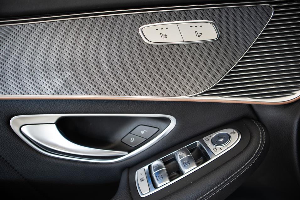 Mercedes-Benz EQC 400 4Matic Edition AMG / / Burmester / HUD / Koukku / Comfort access / 360 kamerat / Multibeam led