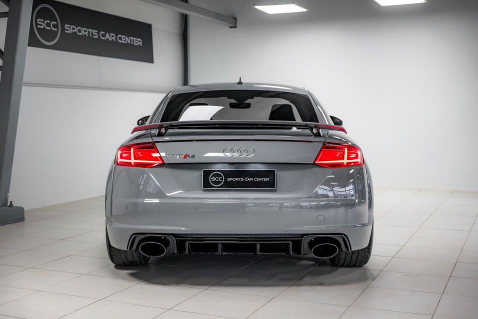 Audi TT RS Coupé 2,5 TFSI 294 kW // Erikoismalli / Matrix LED / Carbon listat / Magnetic Ride / B&O / 550 HP