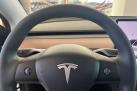 Tesla Model Y Long Range, Autopilotti, Kamera, Panoraama, 2x renkaat