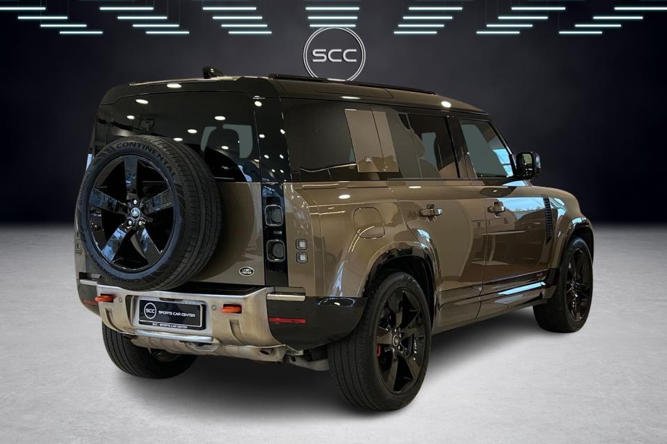 Land Rover Defender 110 P400e Plug-in Hybrid X 23MY // Matrix LED / Meridian™ / HUD / Tuuletetut istuimet / Vetokoukku