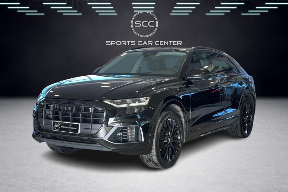 Audi Q8 55 TFSI e 280 kW quattro tiptronic // Tour & City paketit / ACC / Matrix / Vetokoukku / Jatkotakuu