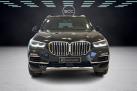 BMW X5 G05 xDrive45e A // xLine / Vetokoukku / PDC / Heat comfort -paketti / Kaukovaloavustin