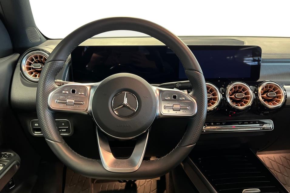 Mercedes-Benz EQB 350 4MATIC // Advanced Plus -paketti / Keyless / Electric Art / Tunnelmavalot / Takuu