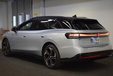 Volkswagen ID7 Tourer GTX 4MOTION 75-v Juhlamalli akku 86 kWh 250 kW / 340 hv 1-vaihteinen automaattivaihteisto