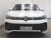 Volkswagen R-Line Edition eHybrid 150 kW / 204 hv 6-vaihteinen DSG-automaattivaihteisto